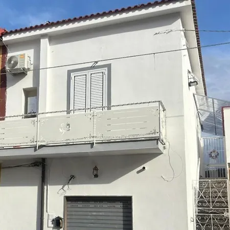 Ruggiero House *